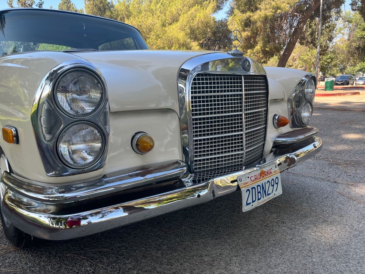 1969 Mercedes-Benz 280 SE Automatic - photo 11