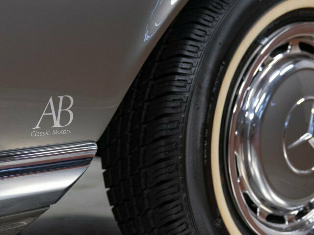 1969 Mercedes-Benz 200-Series SE Cabriolet - photo 10