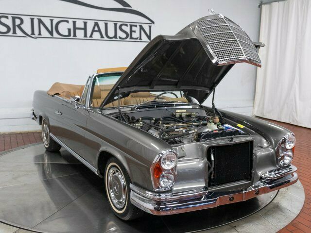 1969 Mercedes-Benz 200-Series SE Cabriolet - photo 12