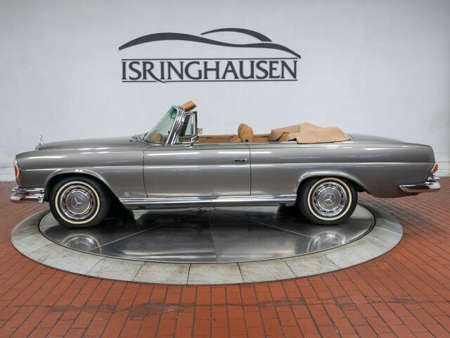 1969 Mercedes-Benz 200-Series SE Cabriolet - photo 4