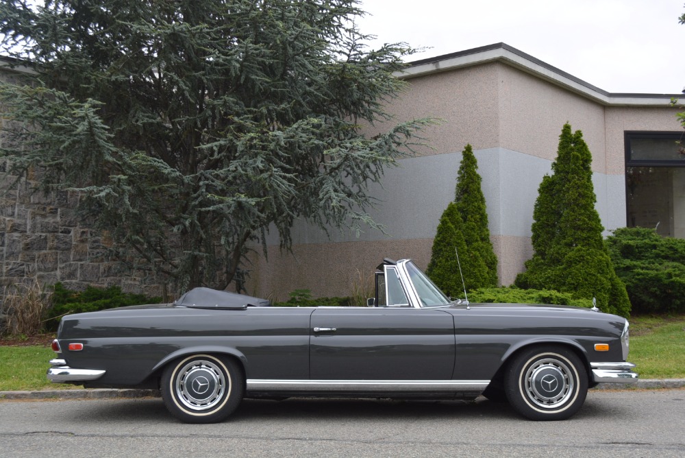 1969 Mercedes-Benz 200-Series - photo 12