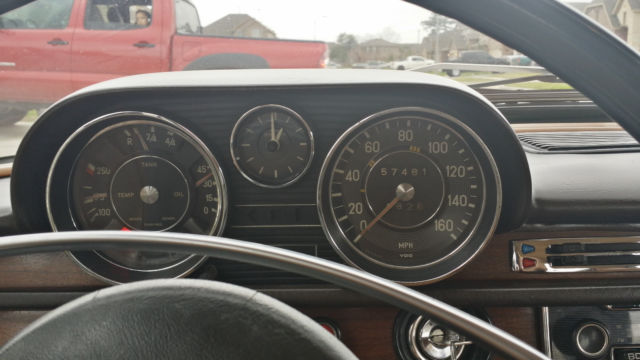 1969 Mercedes-Benz 200-Series - photo 8