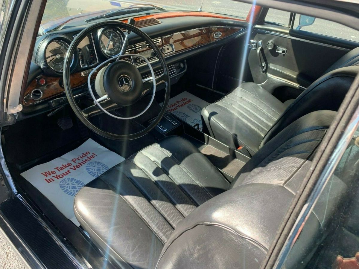 1969 Mercedes-Benz 200-Series - photo 11