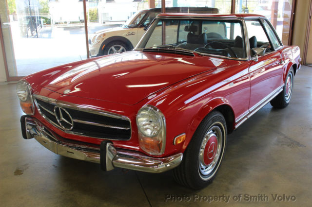 1969 Mercedes-Benz 200-Series