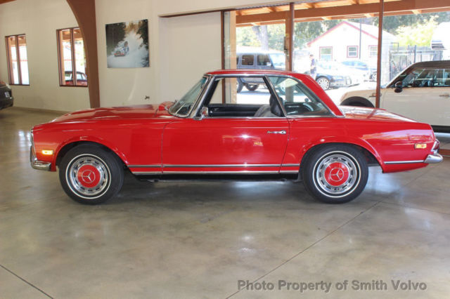 1969 Mercedes-Benz 200-Series - photo 2