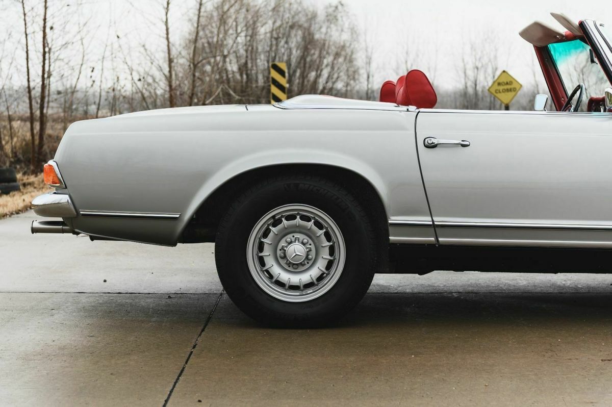 1969 Mercedes-Benz SL-Class PAGODA CONVERTIBLE - photo 3