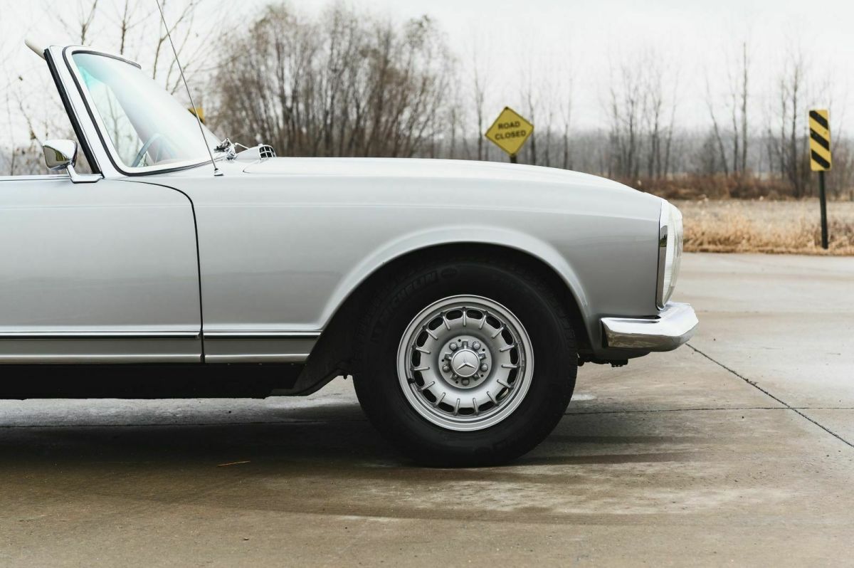 1969 Mercedes-Benz SL-Class PAGODA CONVERTIBLE - photo 4