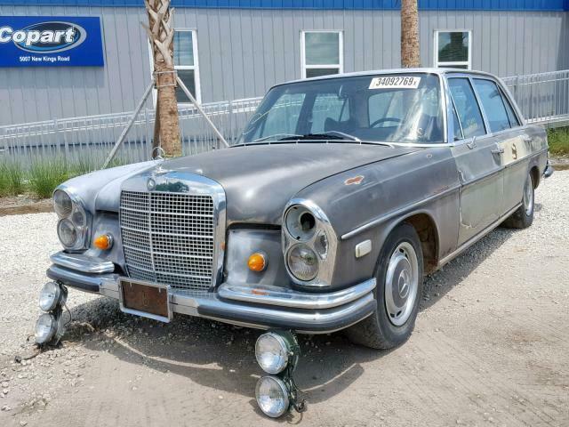 1969 Mercedes-Benz 300-Series CLEAN TITLE / AC / 82K MILES - photo 2