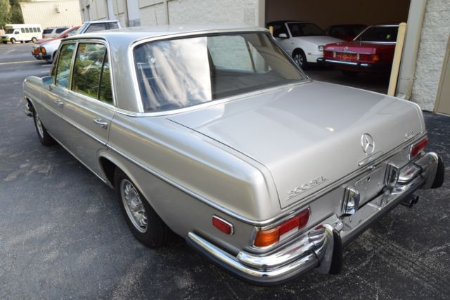 1969 Mercedes-Benz 300-Series - photo 11