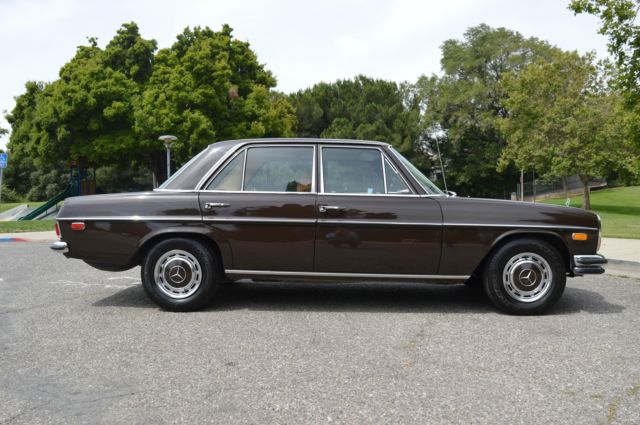 1969 Mercedes-Benz 200-Series -- - photo 6