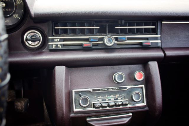 1969 Mercedes-Benz 200-Series - photo 9