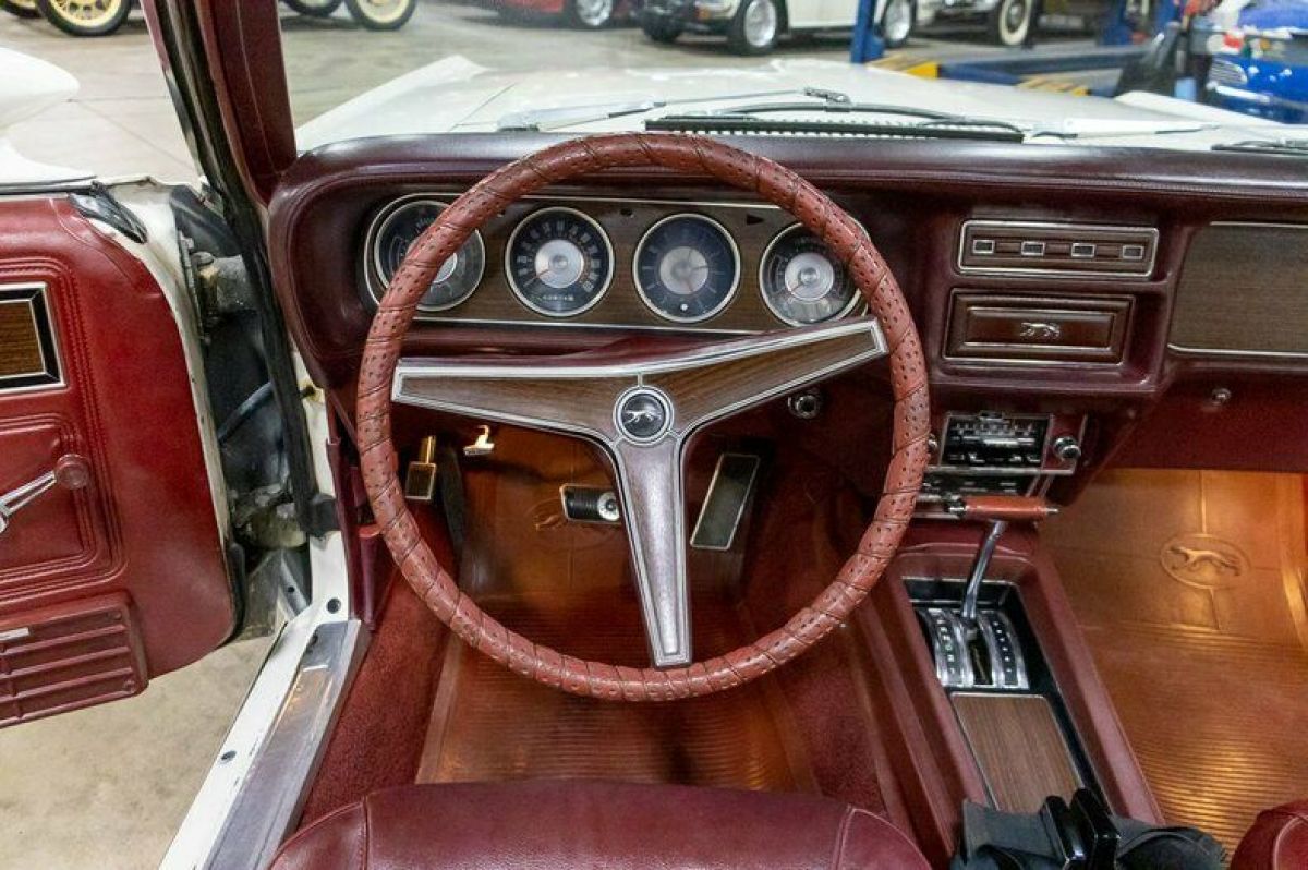 1969 Mercury Cougar - photo 12