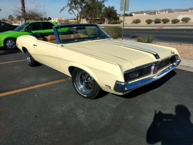 1969 Mercury Cougar - photo 2
