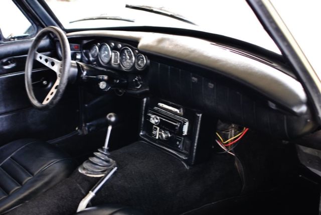 1969 MG MGB GT Coupe Absolutely Beautiful - photo 7