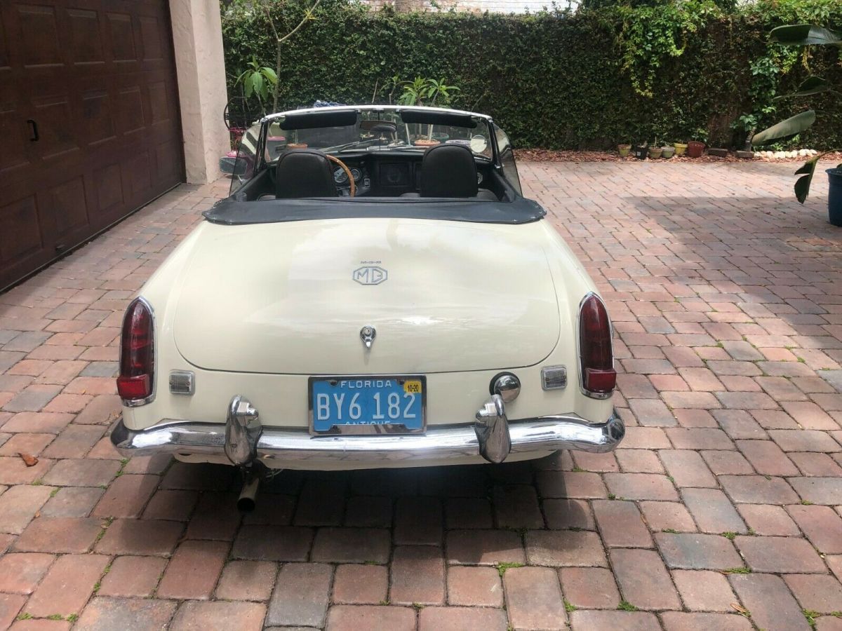 1969 MG MGB Roadster - photo 7