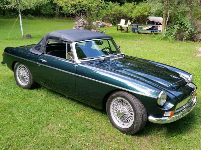 1969 MG MGC Leather seats, fully carpeted - photo 11