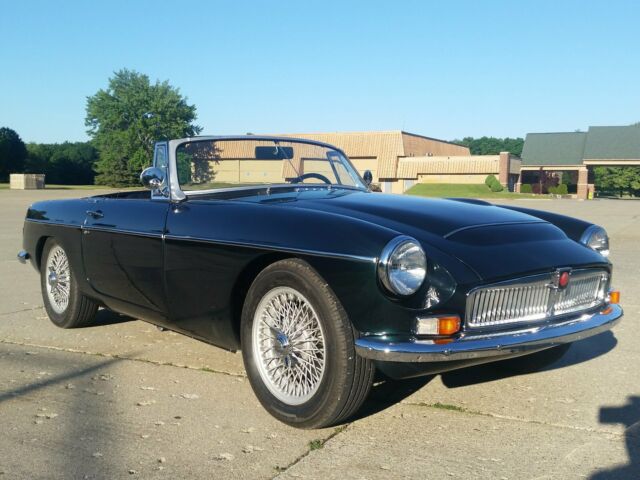 1969 MG MGC Leather seats, fully carpeted - photo 13