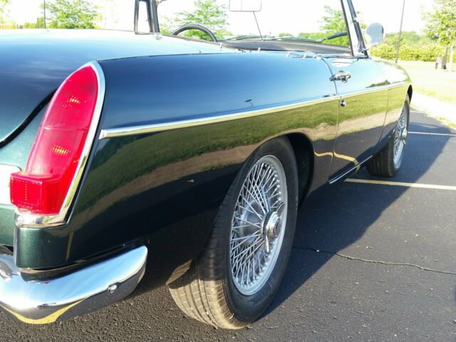 1969 MG MGC Leather seats, fully carpeted - photo 4
