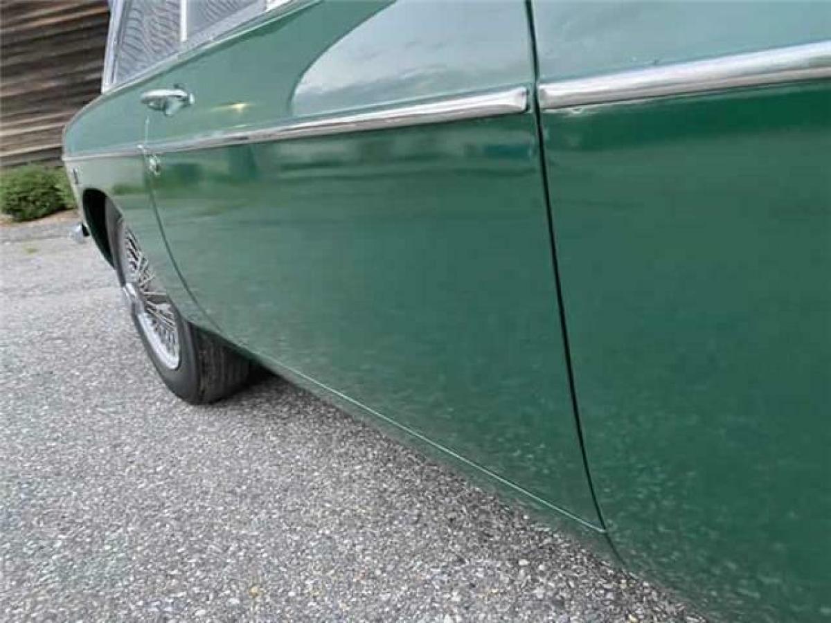 1969 MG MGC GT Two door coupe - photo 8