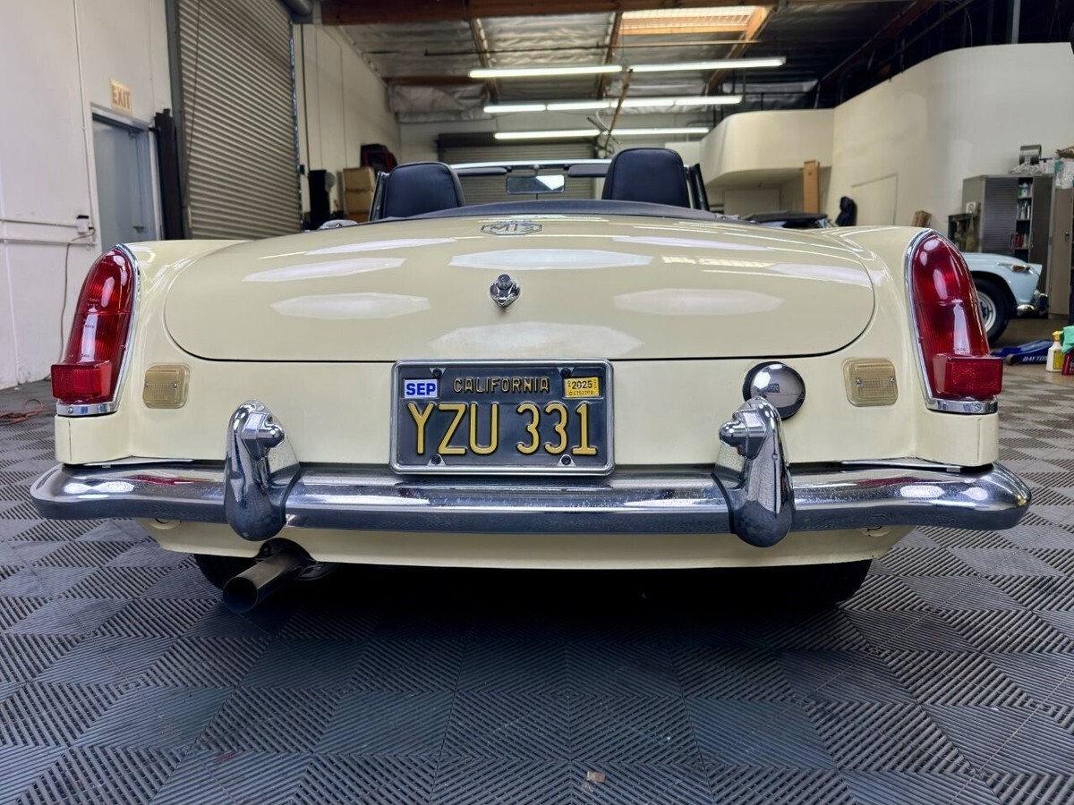 1969 MG MGB - photo 4