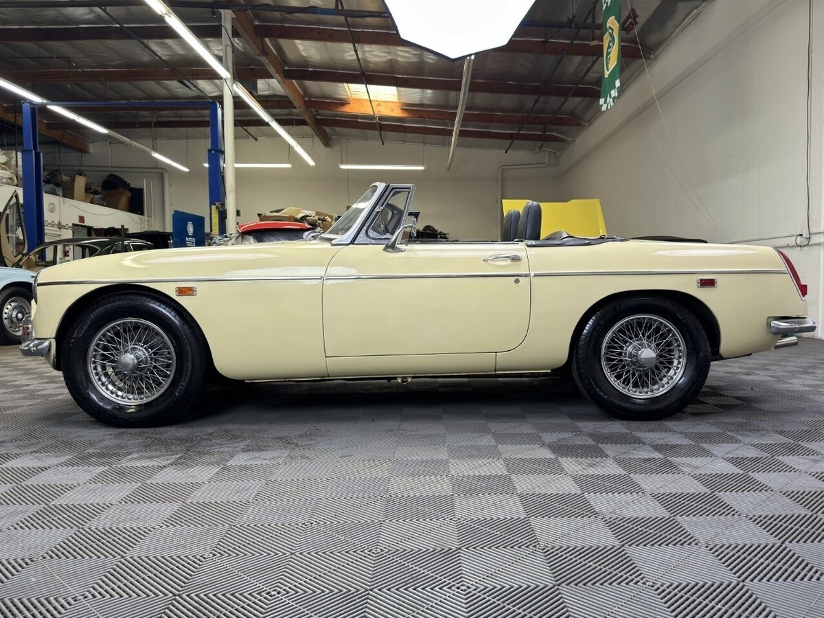 1969 MG MGB - photo 7
