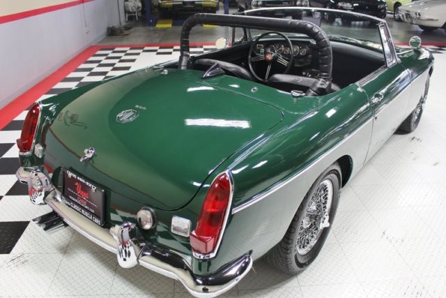 1969 MG MGB MKII - photo 8