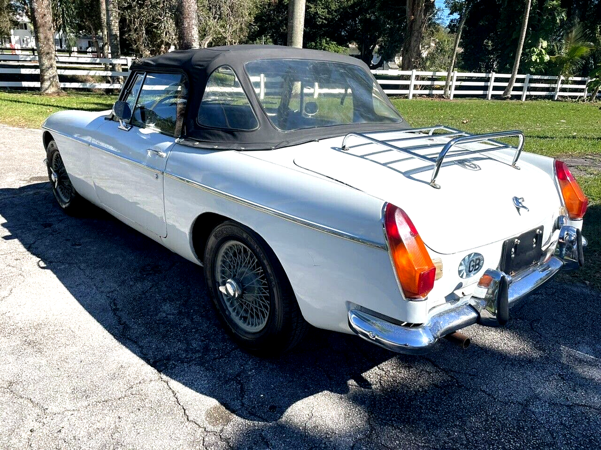 1969 MG MGB - photo 3