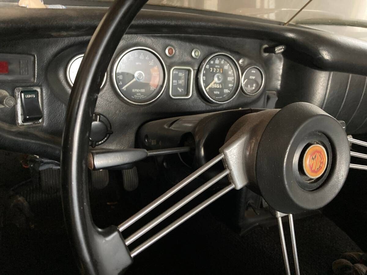1969 MG MGB - photo 8