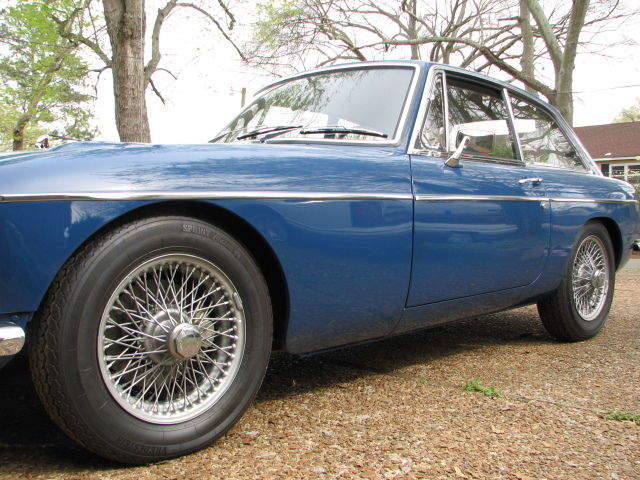 1969 MGC GT Fastback with Automatic GearBox 1969 MG Other