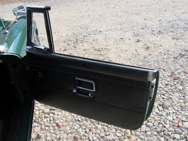 1969 MG MGB MGC 6 CYLINDER - photo 11