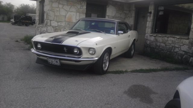 1969 Ford Mustang - photo 2
