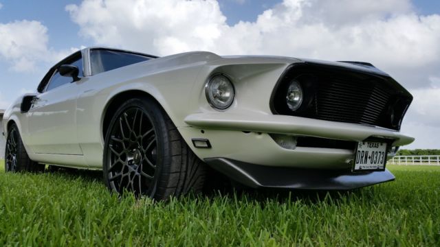 1969 Mustang Fast Back Coyote 5.0 Swap engine, T56 Magnum 6 speed 1969 Ford Mustang Pro Touring