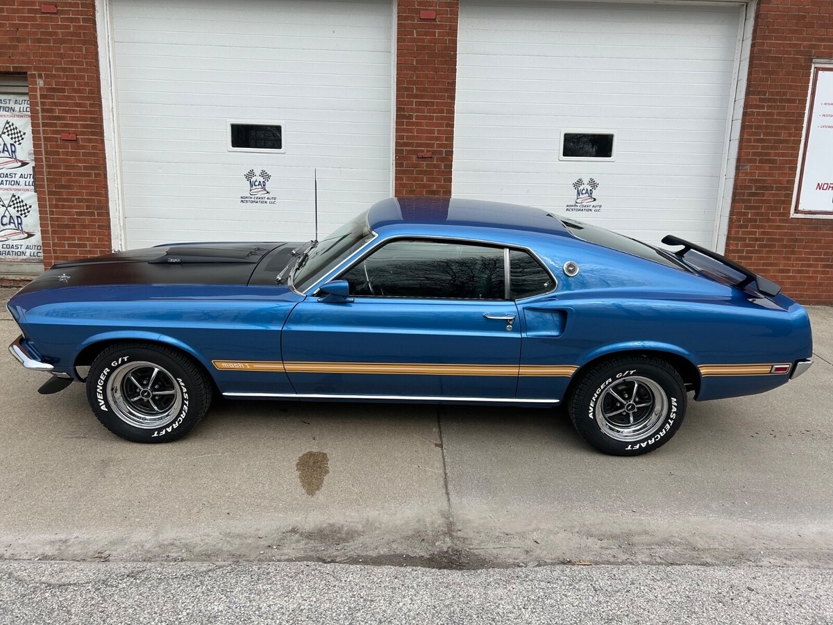 1969 Ford Mustang - photo 2