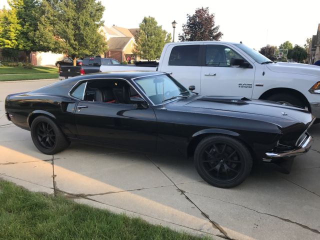 1969 Mustang Mach 1 408W Restomod 1969 Ford Mustang Mach 1