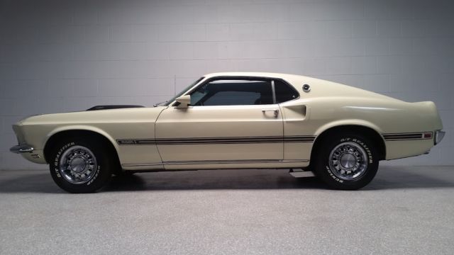 1969 Ford Mustang - photo 2