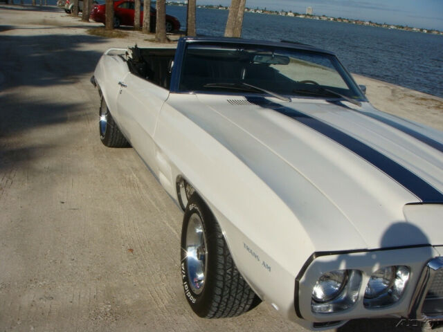 1969 Pontiac Trans Am - photo 9