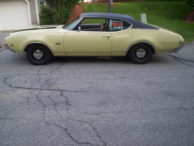 1969 Oldsmobile 442 - photo 2