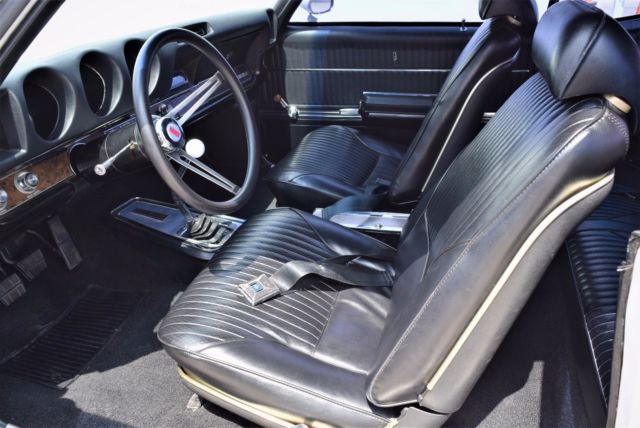 1969 Oldsmobile 442 Holiday Coupe - photo 12