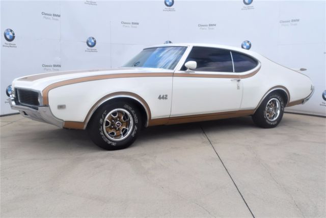 1969 Oldsmobile 442 Holiday Coupe - photo 5