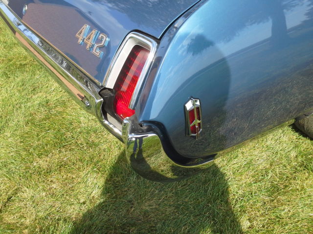 1969 Oldsmobile 442 Holiday Coupe - photo 10