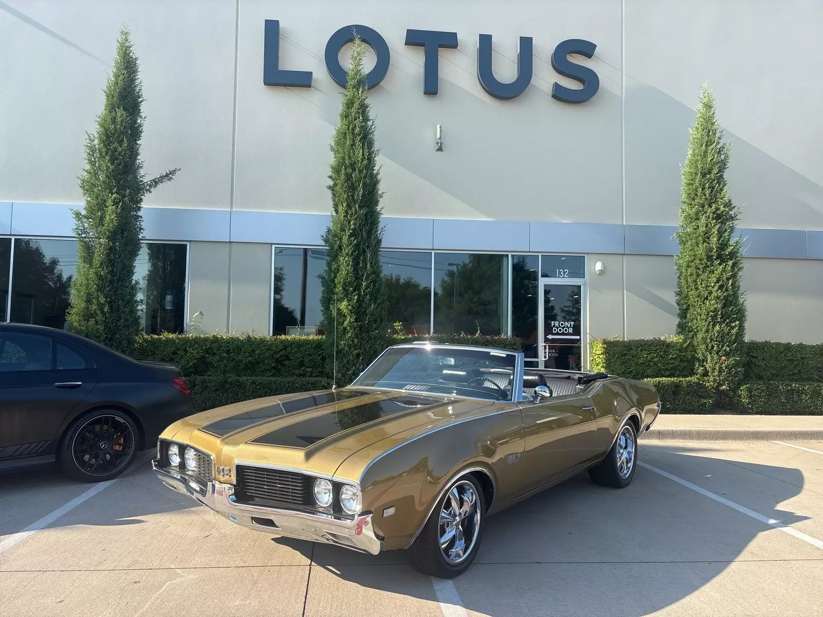 1969 Oldsmobile 442 Convertible Fuel-Injected 455/525 HP V-8 111 Miles Aztec Gol 1969 Oldsmobile 442 Fuel-Injected 455/525 HP V-8