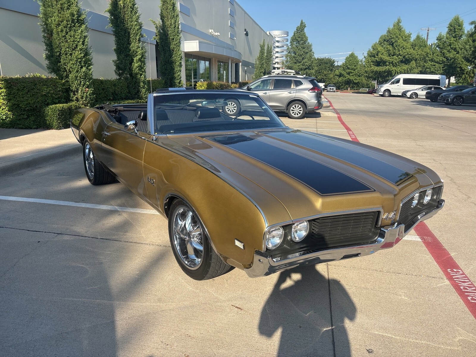 1969 Oldsmobile 442 Fuel-Injected 455/525 HP V-8 - photo 4