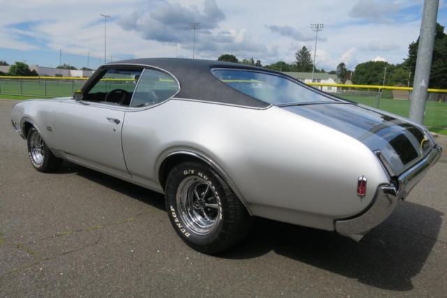 1969 Oldsmobile 442 Holiday Coupe - photo 5