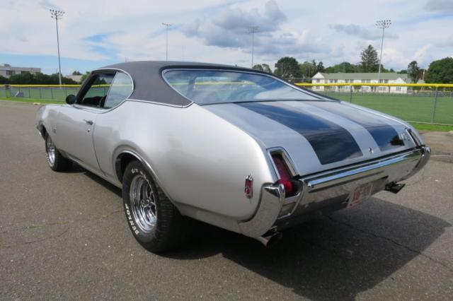 1969 Oldsmobile 442 Holiday Coupe - photo 6