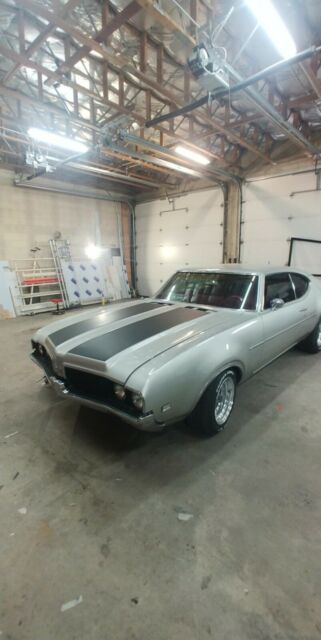 1969 Oldsmobile Cutlass Holiday Coupe - photo 5