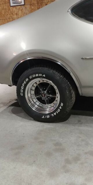 1969 Oldsmobile Cutlass Holiday Coupe - photo 7