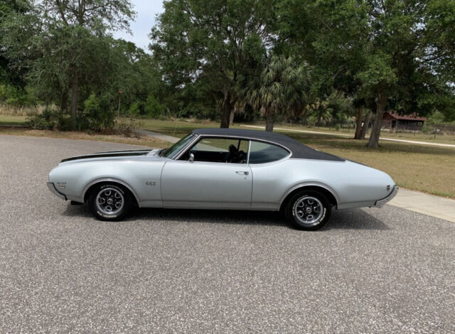 1969 Oldsmobile 442 Numbers Matching, Frame Off Restoration, Must See! - photo 2