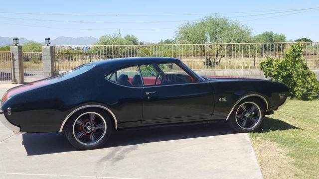1969 Oldsmobile 442 W-32 Holiday Coupe 1969 Oldsmobile 442 W-32 Holiday Coupe