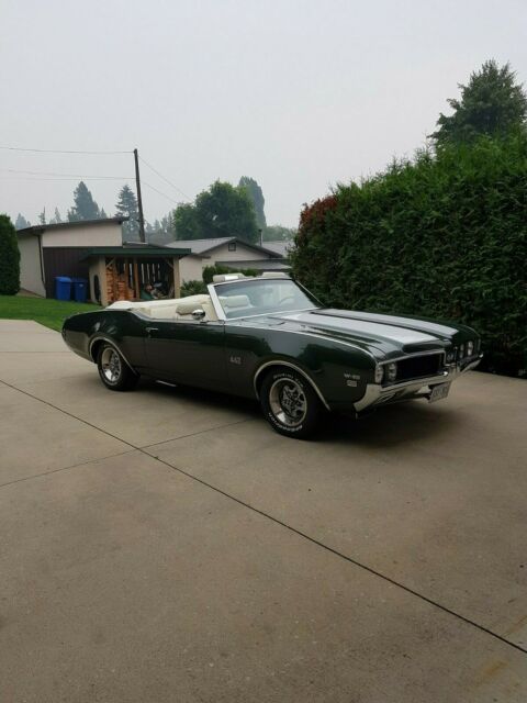 1969 Oldsmobile 442 W32 convertible 1969 Oldsmobile 442 W32
