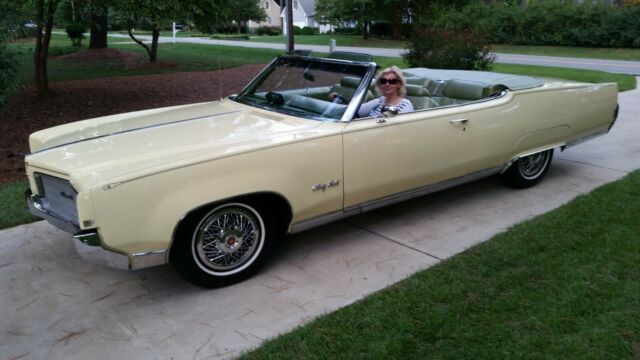 1969 Oldsmobile Ninety-Eight - photo 2